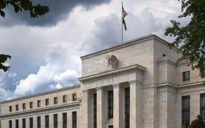 La Fed mantiene los tipos, aunque permanece atenta a la evolución de los riesgos